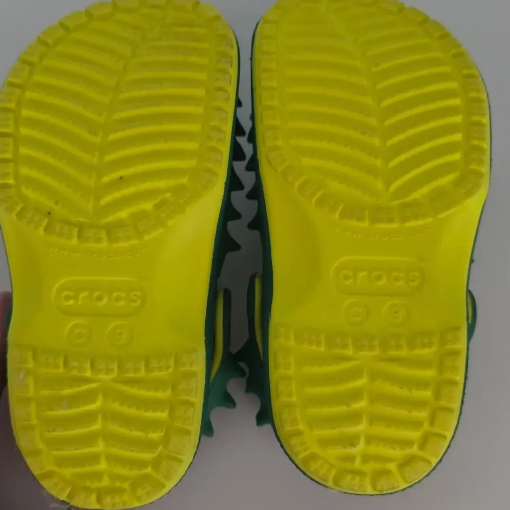 CROCS Kid's Size 9 Green Yellow Classic Spikes Clogs Spike Stud Detailing